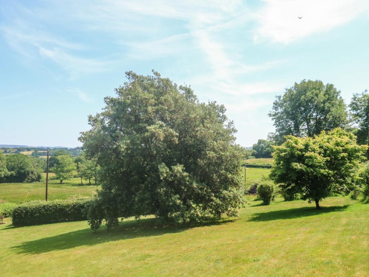 Langstone Farm Villa Okehampton Exterior photo